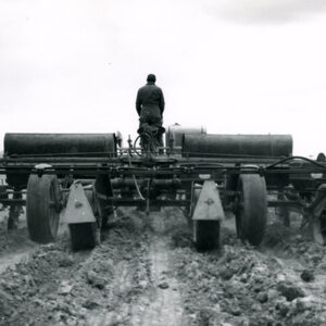 05_22_1963_Minimum_tillage_demonstration_at_Lowell_Strauch_Farm_Richland_SWCD_cooperating_with_Agricultural_Extension_Services_website___Copy-1152