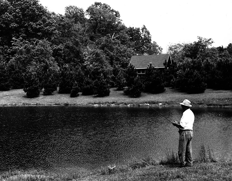 May 26, 1965
Clarence Geiger fishing at his pond in Springfield Township
Photo by Robert Mills
Photo ID#: S24