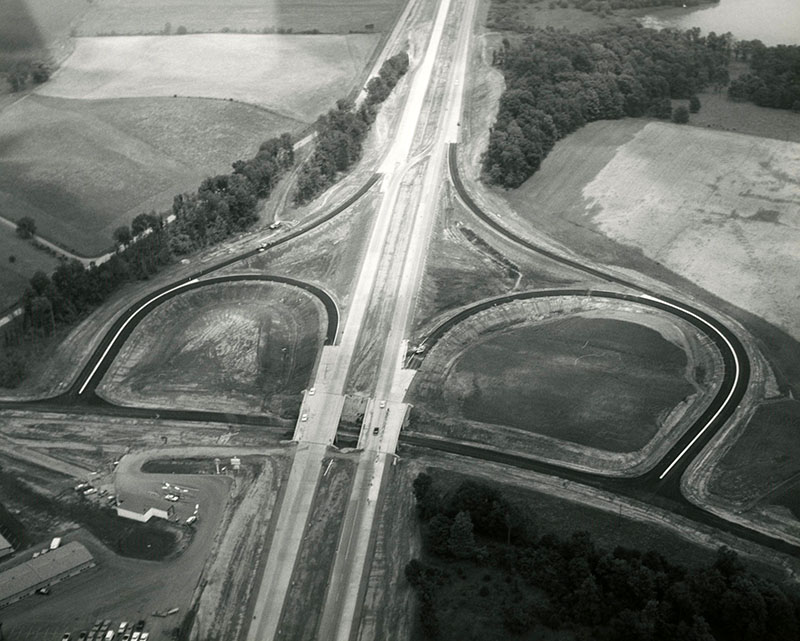 May 29, 1966
New construction on U.S. 30 North
Photo ID#: AE159