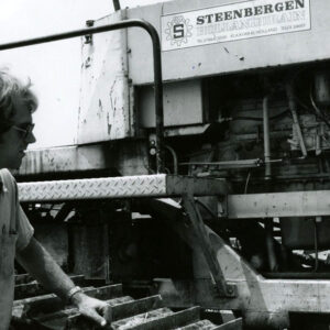 06_00_1978_EMSH_Bro_s_Plough_Tractor_Ditcher_at_David_Eichelburger_website-586