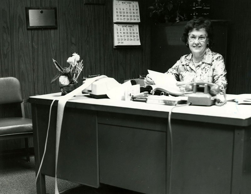 June 1980
Martha Malteson working on budget
Tim Brandt, District Technicians, checking sod waterway installation
 
RSWCD673