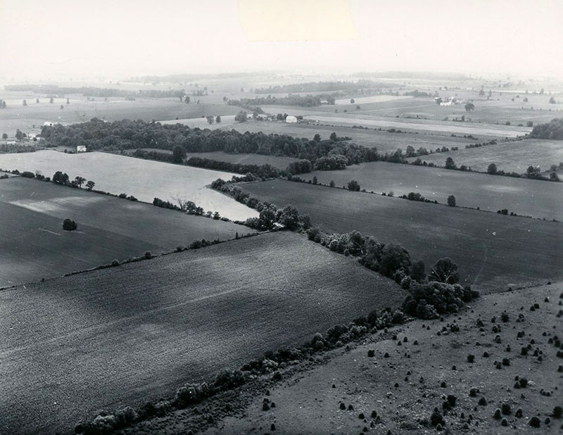 June 28, 1962
The Best Baker Farm
London West Road in upper portion of the picture
Photo ID#: W97