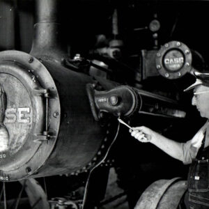 07_03_1971_Verl_Malone_with_his_1917_J.I.Case_steam_traction_engine_website-614