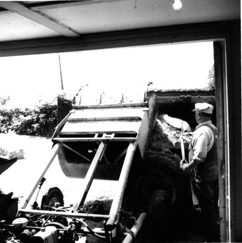 July 4, 1972
Elmer Snavely Farm
Photo ID#: A27