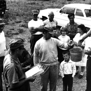 07_09_1964_Bellville_fish_delivery_C.Gernes___M.Schwebel_F_WS__Adams_Wright_Swank_Walker__photo_R.Mills__website-3772