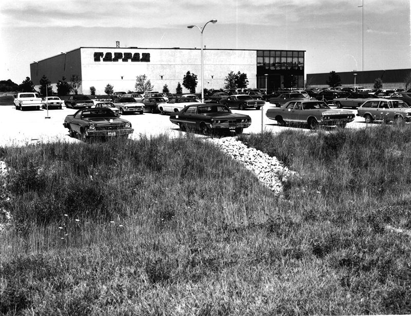 July 15, 1975
Erosion at Tappan warehouse
6 miles West of Mansfield off Chambers Road
Photo ID#: U40