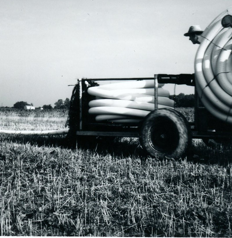 July 28, 1976
Getting ready to install drainage tile at the Ivan Ulmer Farm
Photo ID#: A718