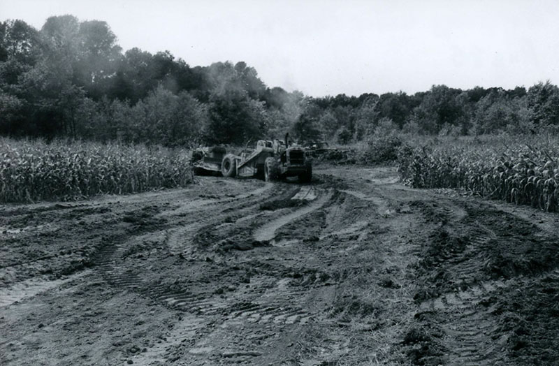 August 1985
Clingan Bauer
Waterways under construction
Photo ID#: A803