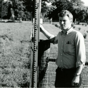 08_10_1972_Dorian_McKinney_shown_at_the_Wm._Enderby_Farm_during_the_pond_survery_operation_website-4064