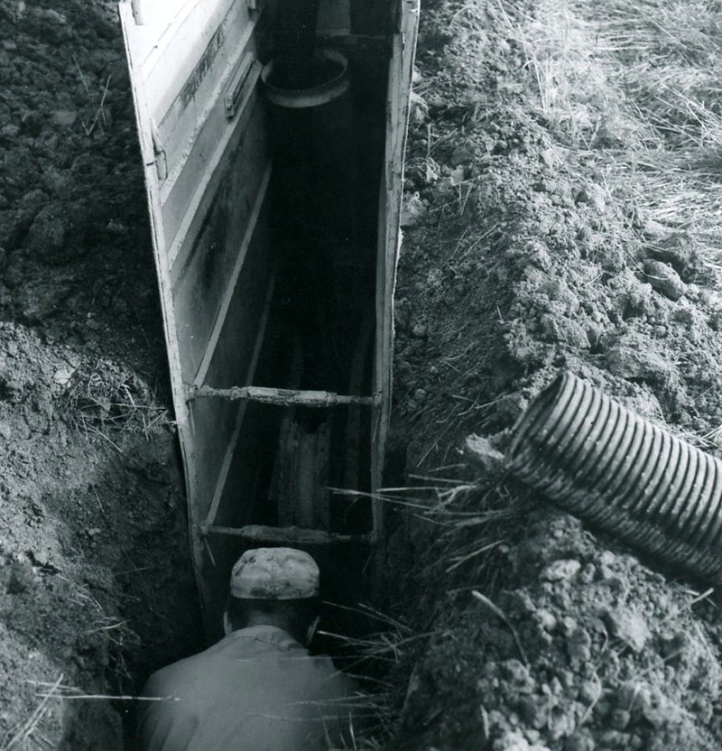 August 18, 1970
Warren Brown at the Forbes Farm
Tile drainage
Photo ID#: A744