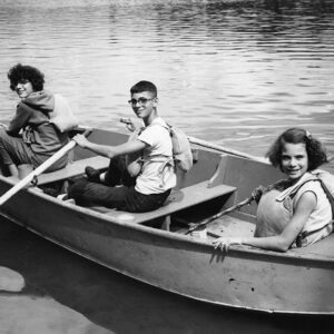 08_25_1965_Laura_Dave_Bonnie___Tod_Mills_at_Six_Mile_Lake_Canada_Water_recreation_website-2966