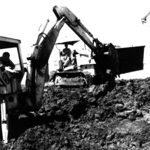 08_27_1975_K._Beck_Farm_Romie_Bond__backhoe__Blake_Kirsch__bulldozer__Rip_Rap_website-1493