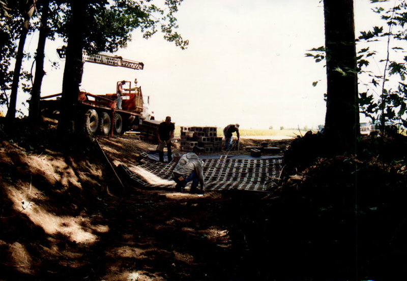 September 1993
Sod waterway block construction outlet
Photo ID#: A817