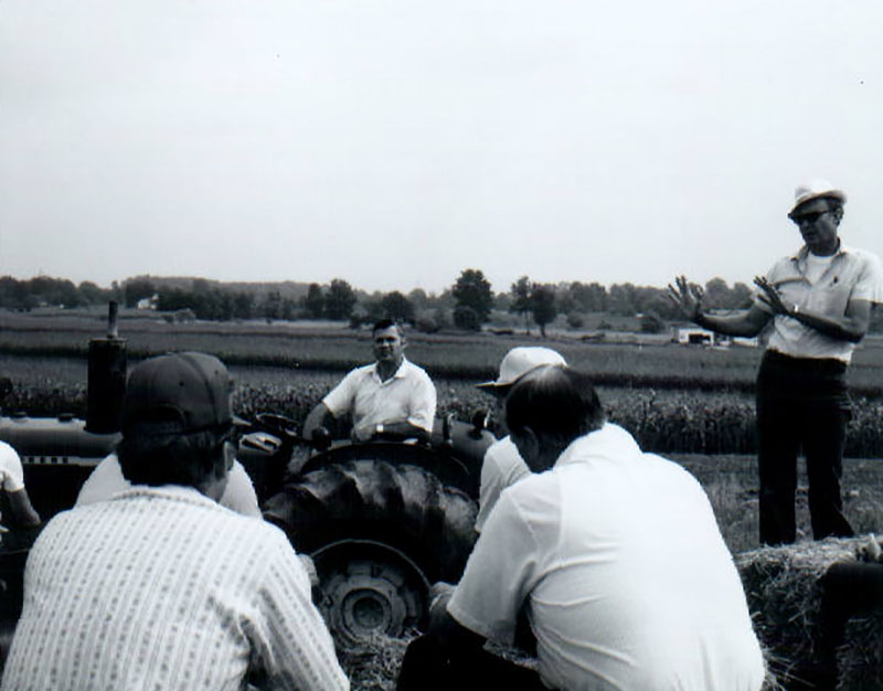 September 2, 1975
Ag Tour, McCarron Farm
Photo ID#: RSWCD394 