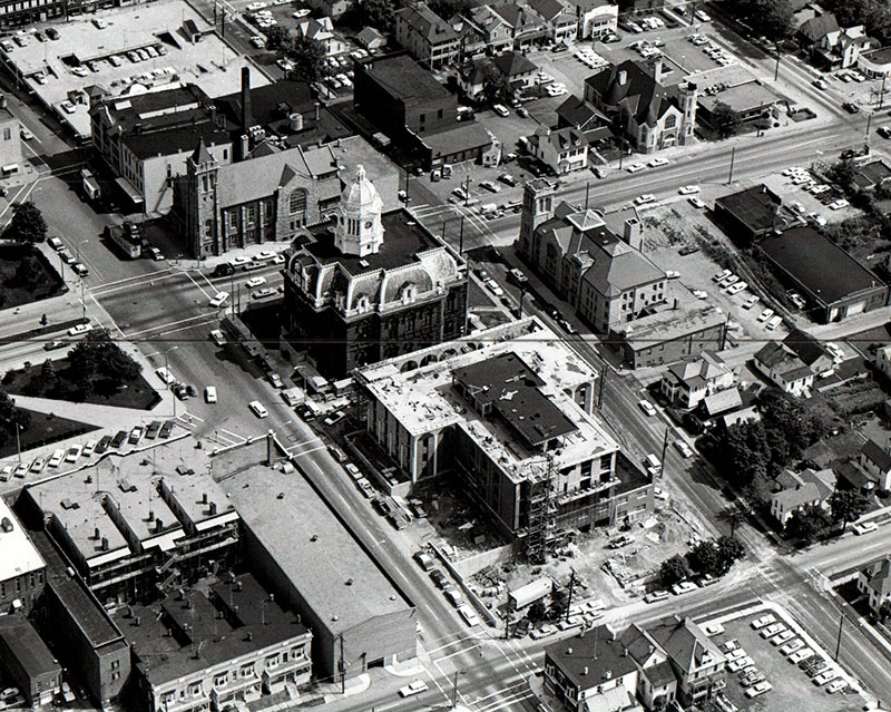 September 4, 1967
Richland County Historic Courthouse and Municipal Parking Garage
Photo by T. Wolf
Photo ID#: AE57