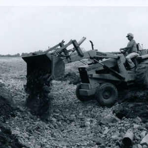 09_05_1980_Contractor_shaping_sides_on_S._Carpenter_waterway_outlet_website-5258