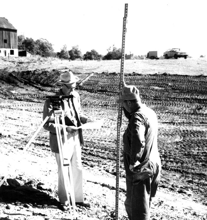 September 14, 1964
Red Estep Farm
Photo ID#: S397