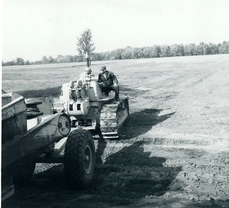 September 16, 1964
F. Larribee Farm
Photo ID#: S406