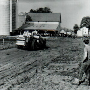 09_29_1971_Construction_of_Animal_Waste_Facility__Robert_Swank_Harrry_Mowry0001-2129
