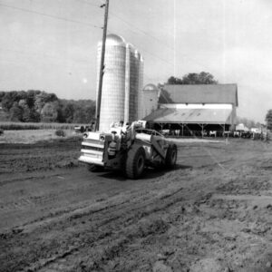 09_29_1971_Harry_Mowry_at_Freeman_Swank_Farm_website-4175