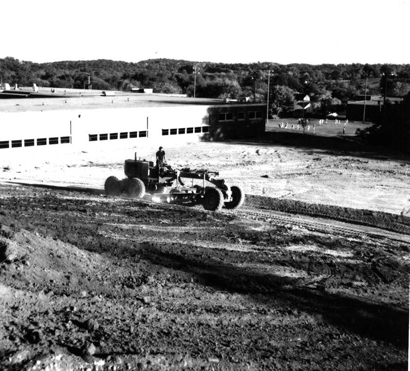 October 1, 1963
Malabar High School
Photo ID#: E148