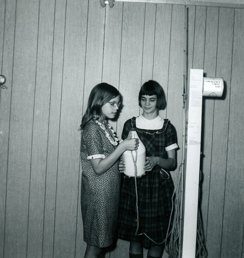 October 2, 1966
Pond Safety Kit
Jane Rinehardt and Bonni Mills
Photo ID#: S53