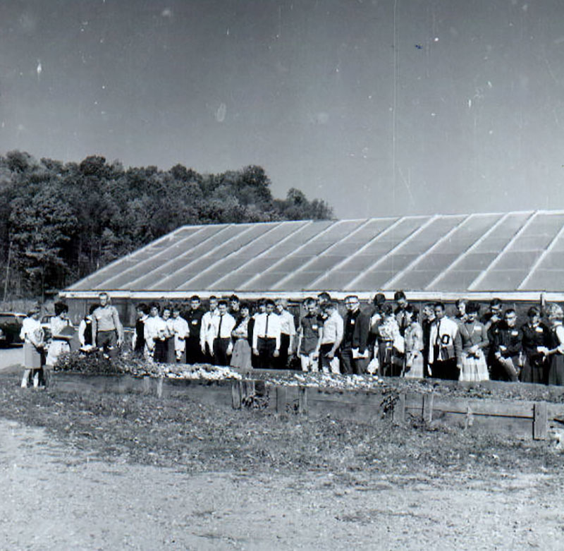 October 6, 1963
Miller Greenhouse (Possum Run Greenhouse)
Photo ID#: RSWCD193