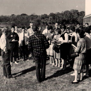 10_09_1963_Students_of_the_Biology_Action_Team_at_Hattery___Chatlain_Nursery_photo_by_R.Mills__1_website-2095