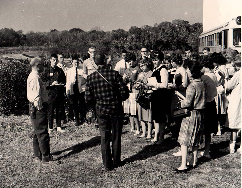 October 9, 1963
Students of the Biology Action Team
Hattery & Chatlain Nursery
Photo by R. Mills
Photo ID#: E151
