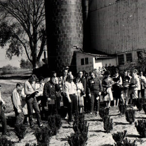 10_09_1963_Students_of_the_Biology_Action_Team_at_Hattery___Chatlain_Nursery_photo_by_R.Mills__2_website-2096