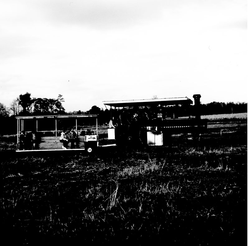 October 11, 1975
Drive-It-Yourself Tour
Ivan Ulmer Farm
Photo ID#: RSWCD404