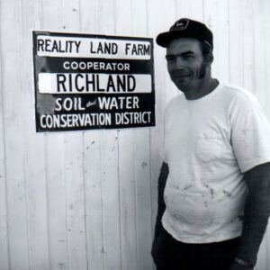 10_13_1975_Reality_Land_Farm_Award_website-3584