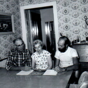 10_13_1976_John_Simmons___Mrs._John_Simmons___Tim_Simmons_website-3595