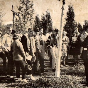 10_14_1964_Third_Annual_Biology_Action_Team_at_Hattery___Chatlain_Nursery_photo_by_R.Mills_website-2099