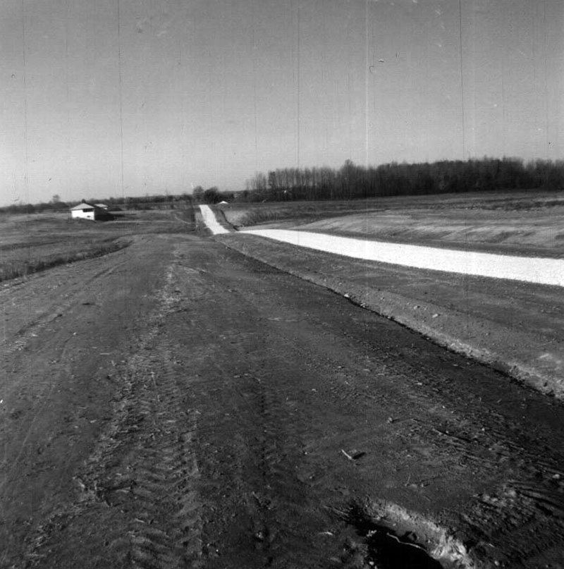 October 20, 1966
Erosion at airport
Ernsberger Road
Photo ID#: U53