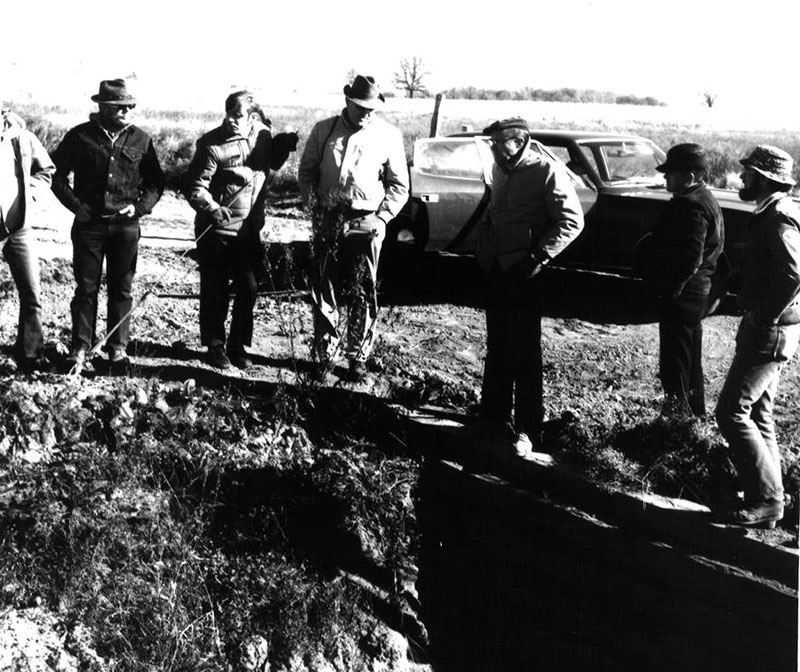 October 22, 1974
Technician's Tour, Hopkin's Ditch
Lee Walker, Bob Bemus, Kyle Moran, Dean Swigart, Carl Kaufman and Mike Deaton
Photo ID#: P74