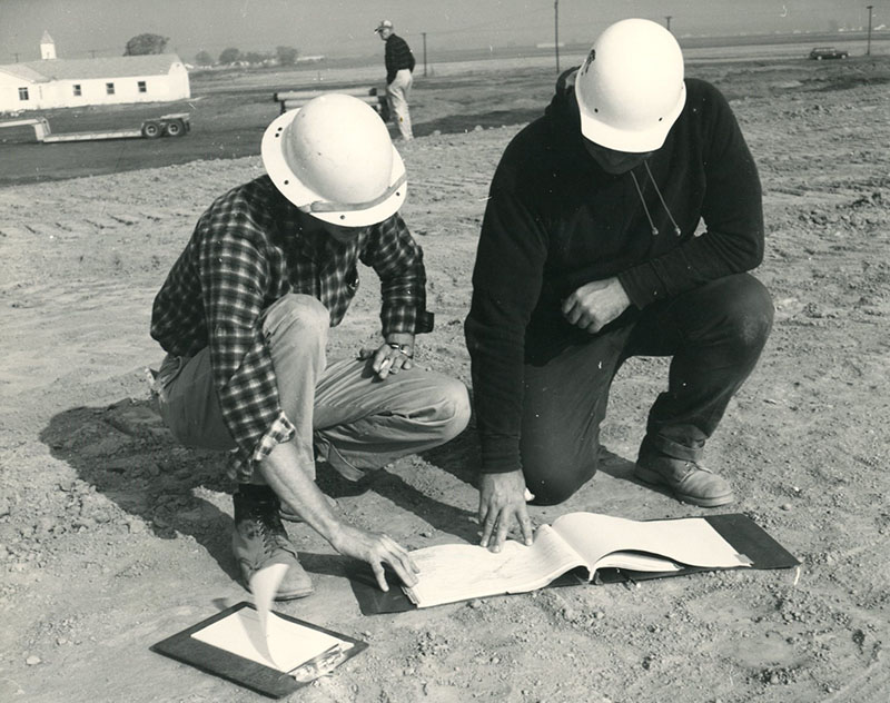 October 23, 1963
Glenn Newmeyer (WAE engineering technician) and Howard Brown (Civil Engineer)
Marsh Run 1 Watershed Project 
Photo ID#: W67