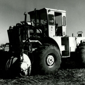 11_00_1978_Backfill_auger_of_Dale_Herre__Crawford_Co__at_Lowell_Strauchs_website-628