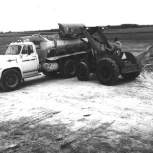 11_12_1973_George_McKean_and_Jeff_Kuhn_at_Walter_BeVier_Farm_website-680