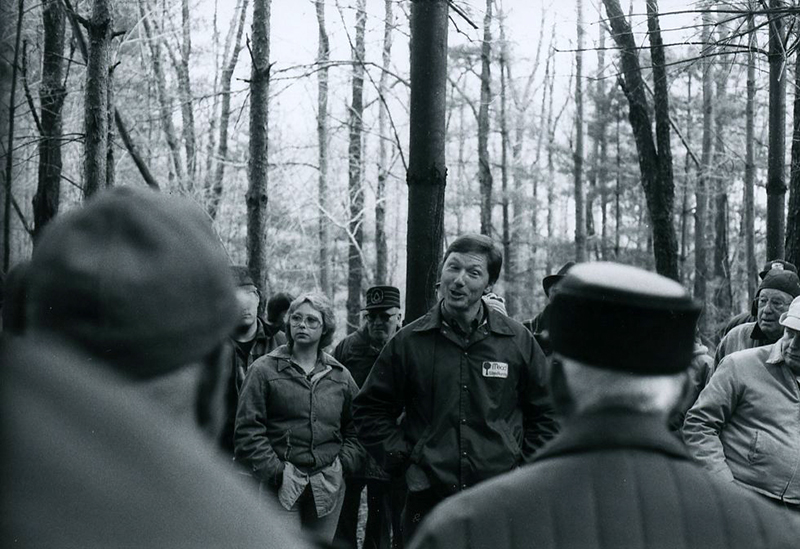 November 1985
Mead Paper Rep. 
Forestry Field Day
Photo ID#: S195