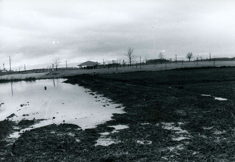 December 1986
John Scherer Farm, Water and Sediment Control Basin (WASOB) practice
Photo ID#: A851