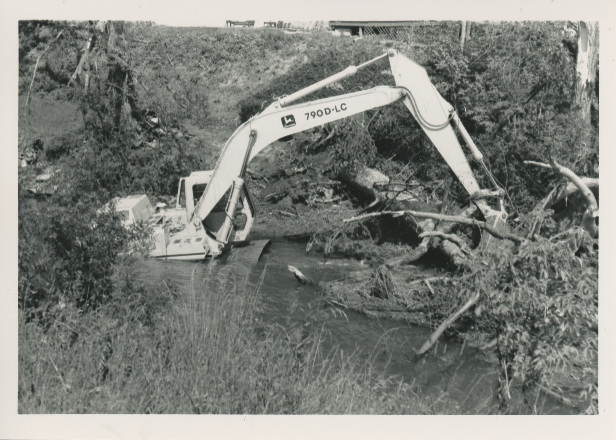 1990
Cedar Fork tornado clean-up
Photo ID#: W6