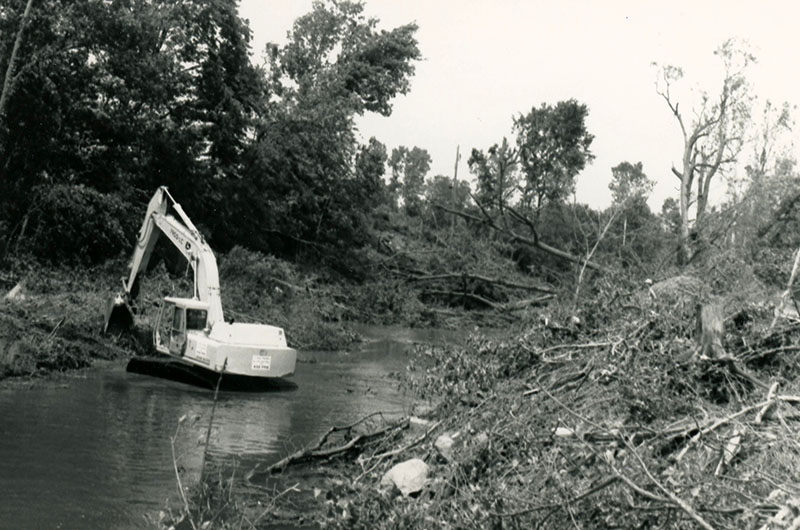 1990
Cedar Fork
Tornado clean-up
Photo ID#: W43