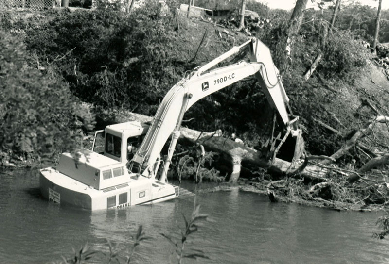 1990
Cedar Fork
Tornado clean-up
Photo ID#: W50