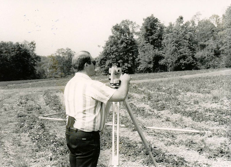 1991
Stan Wertz (Soil and Water Technician)
Photo ID#: RSWCD499