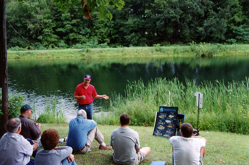 2000
Pond Clinic
Richland Fish and Game Club
Photo ID#: S555