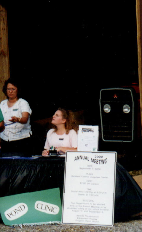 2000
Pond Clinic Richland Fish Game Club
Photo ID#: PL12