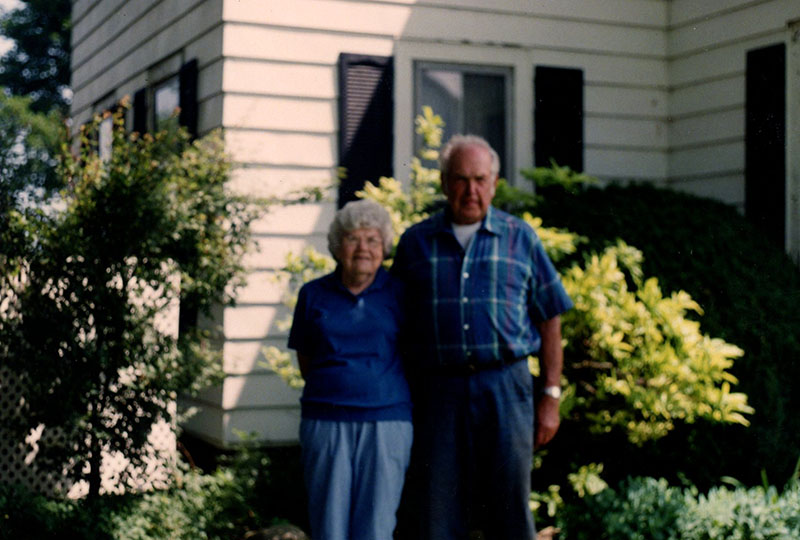 2003
Dale and Jean Broeske 
Photo ID#: RSWCD34