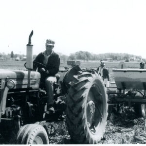 Kevin_Strickler_planting_custom_No_till_soybeans_website___Copy-1209