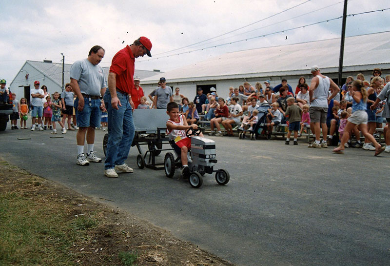 Kiddy Peddle Pull
Richland County Fair
Photo ID#: E345